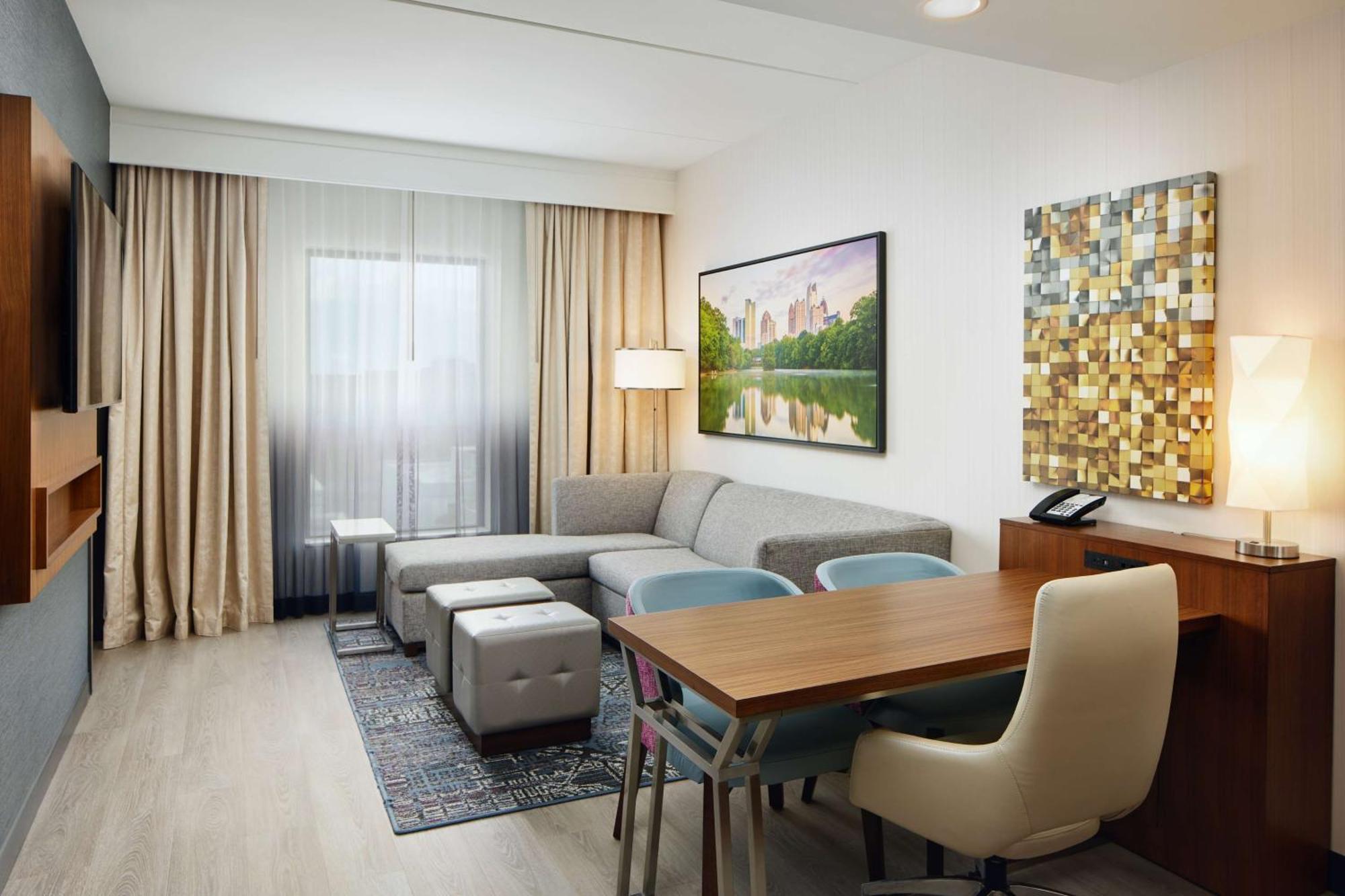 Embassy Suites By Hilton Atlanta Airport North Hapeville Extérieur photo