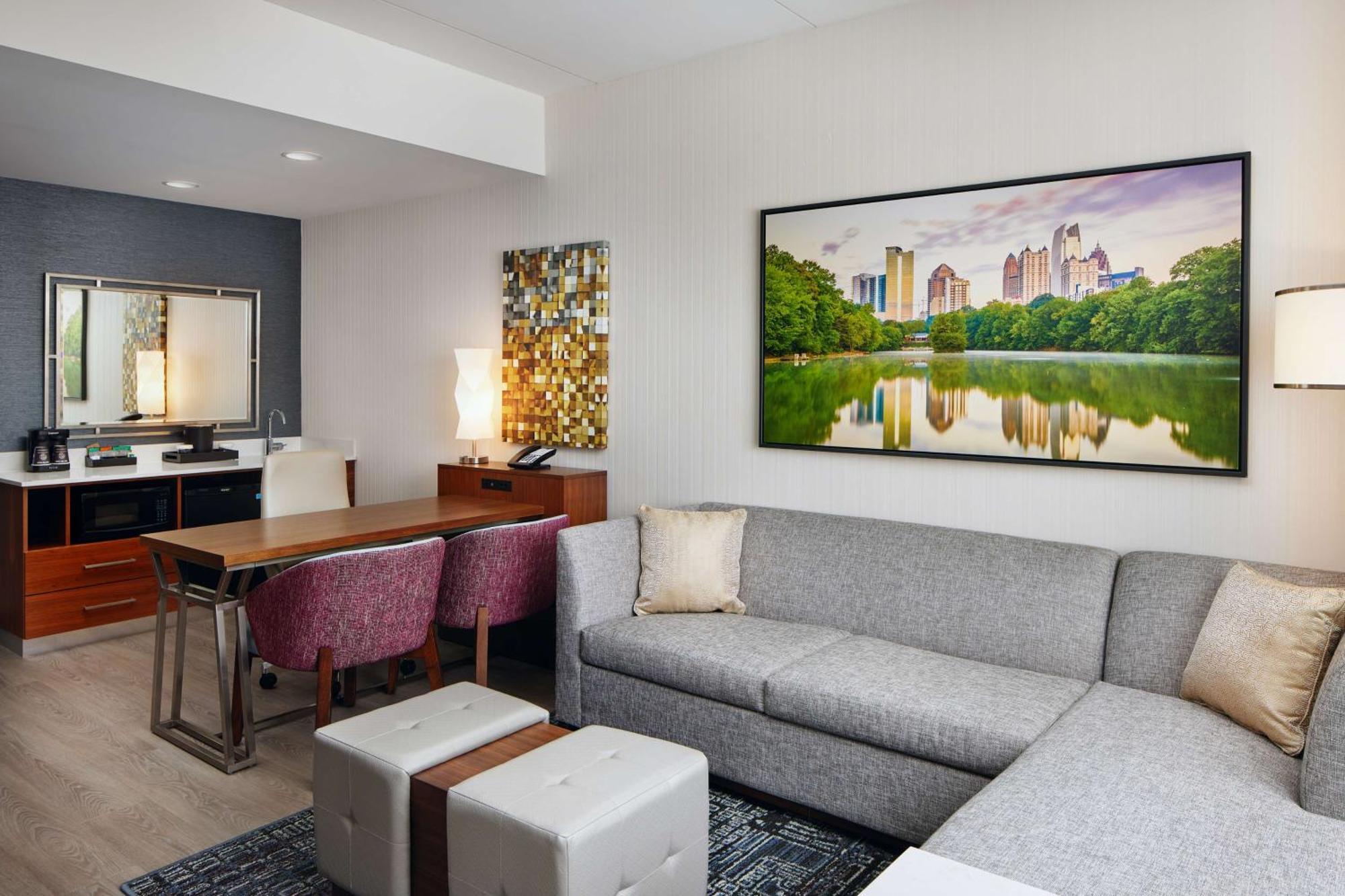 Embassy Suites By Hilton Atlanta Airport North Hapeville Extérieur photo