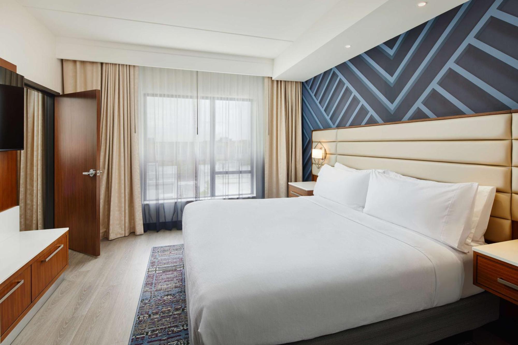 Embassy Suites By Hilton Atlanta Airport North Hapeville Extérieur photo