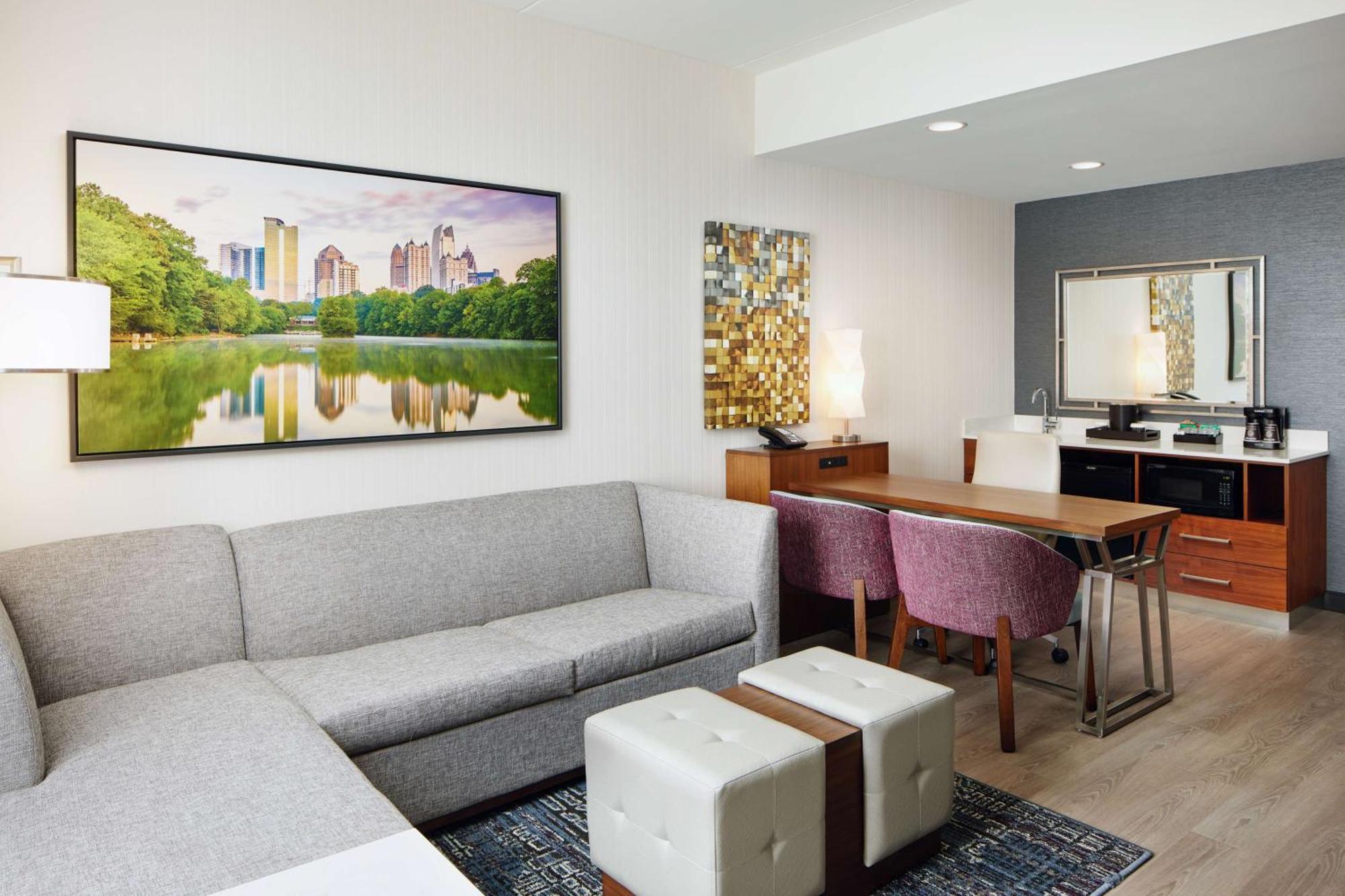 Embassy Suites By Hilton Atlanta Airport North Hapeville Extérieur photo